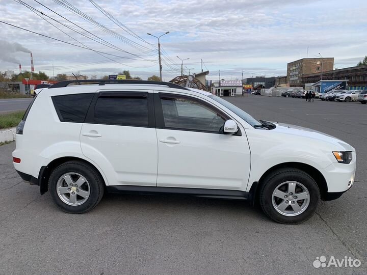 Mitsubishi Outlander 2.0 CVT, 2011, 204 000 км