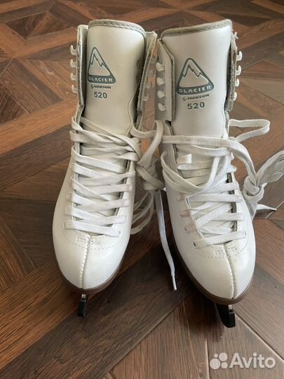 Фигурные коньки jackson glacier