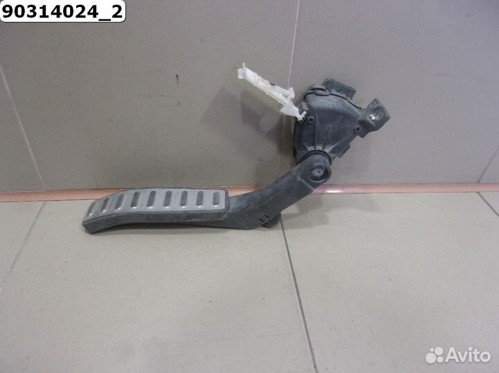 Porsche Cayenne Педаль газа