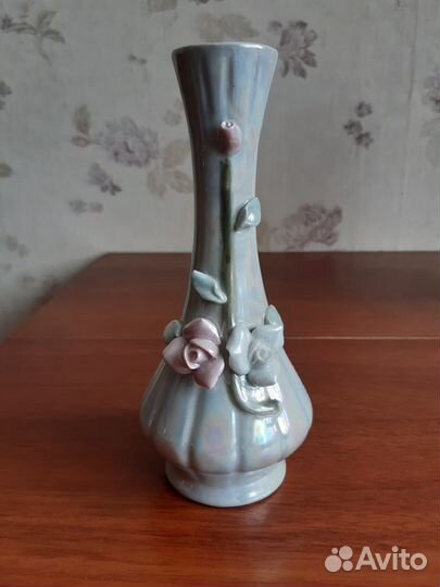 Вазы,подсвечник 3 рожковый,ваза с лепниной