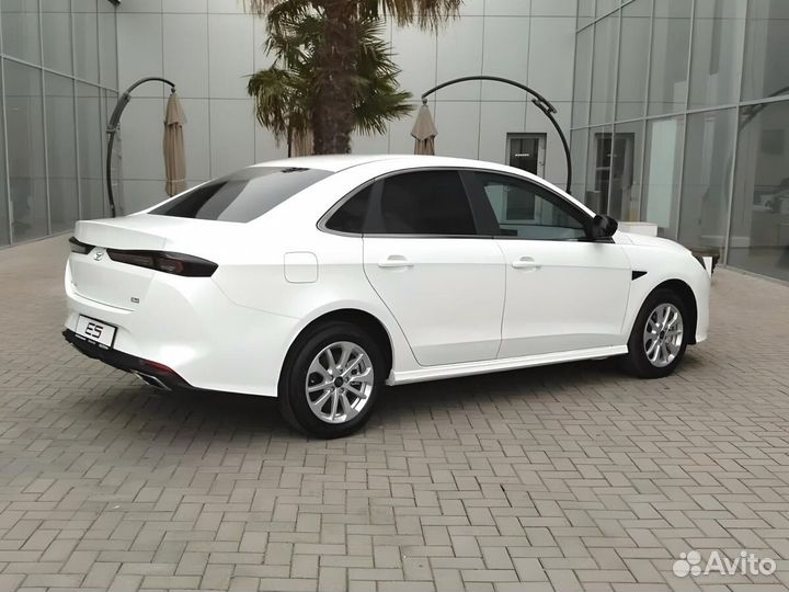 Kaiyi E5 1.5 CVT, 2023