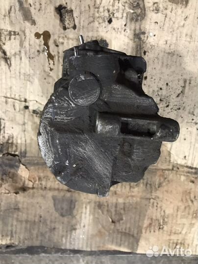 Компрессор кондиционера Mercedes Sprinter 2.2 CDI