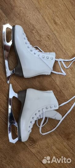 Коньки фигурные