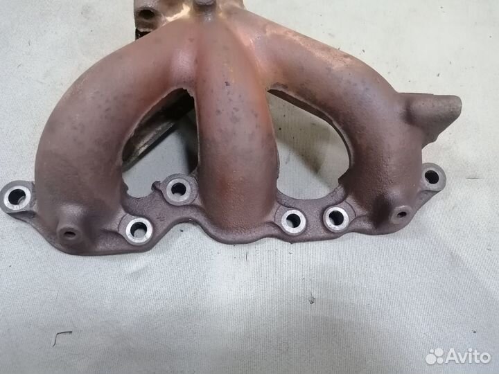 Коллектор выпускной прав.3.2 Ford Taurus 2 1992-96