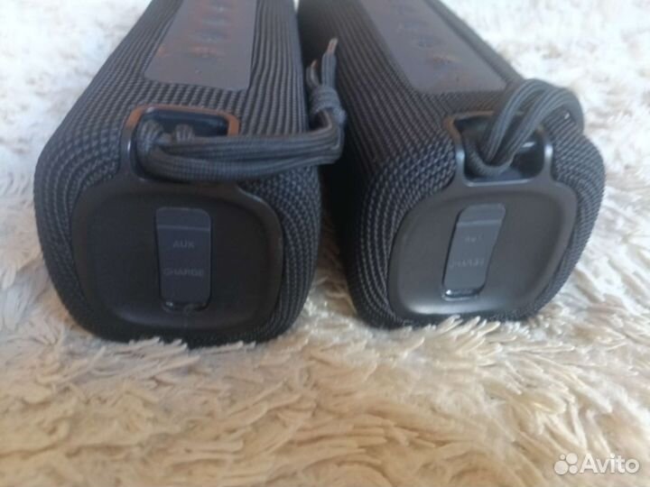 Колонка Xiaomi Mi Portable Bluetooth Speaker 16W