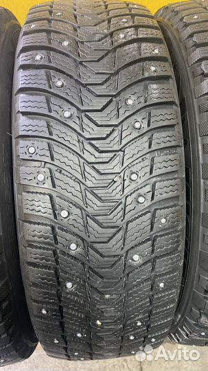 Michelin X-Ice North 3 215/60 R17