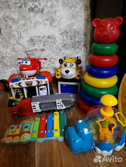 Развивающие игрушки