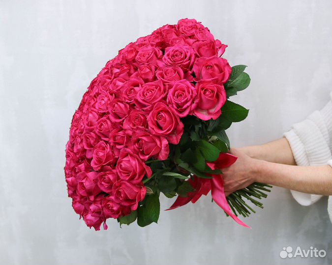 Букет из 101 малиновой розы 40 см (Россия)