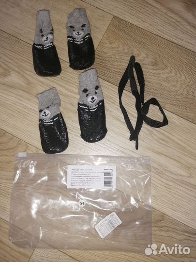 Поводок-рулетка и ботинки для собак