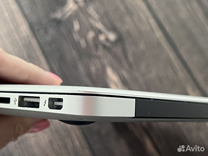 MacBook Air 13'' (2015) i5 1,6Ghz/8Gb/128Gb Silver