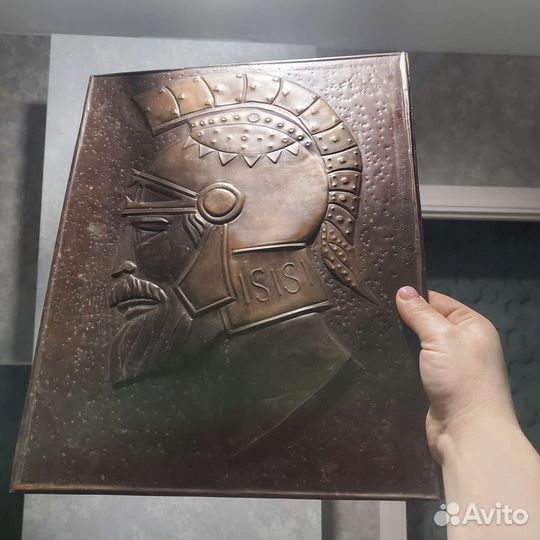 Панно из металла