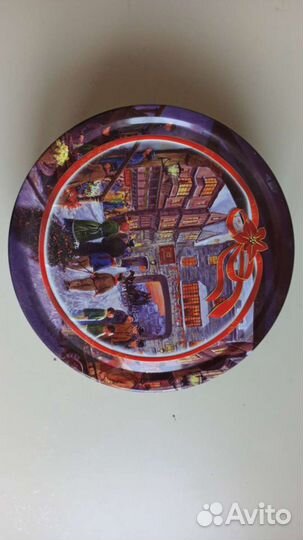 Железная банка (из под печенек, состояние хорошее)