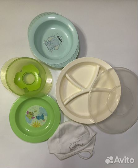 Детские вещи пакетом плед с уголочком посуда