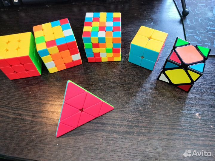 Продаю несколько кубиков рубика