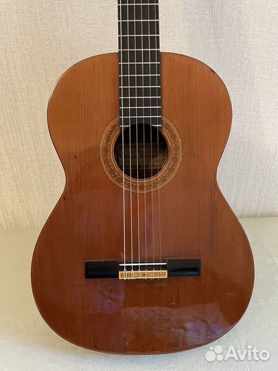 Мастеровая фламенко K. Yairi типа FG-350 с 1970-е
