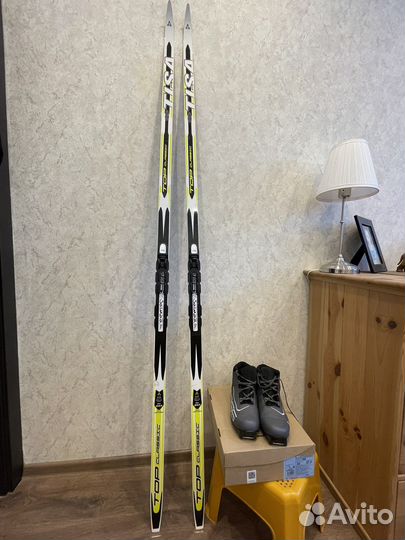 Беговые лыжи