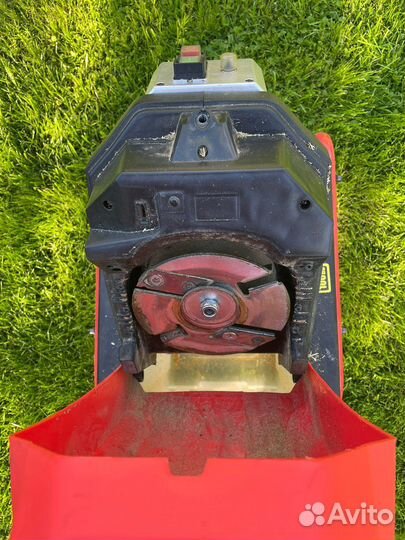 Измельчитель веток садовый