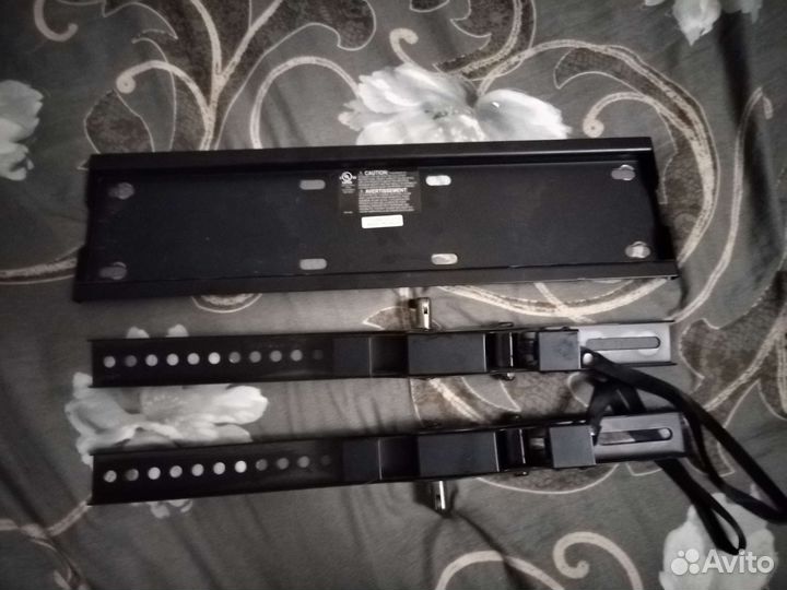 Кронштейн для телевизора на стену