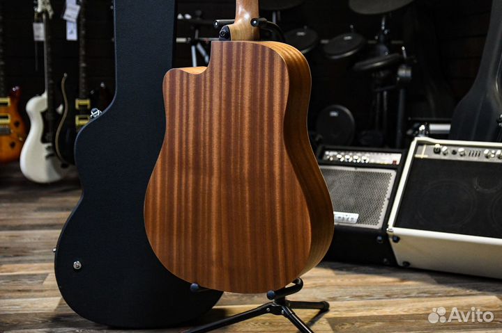 Акустическая Гитара Lag (комплект)