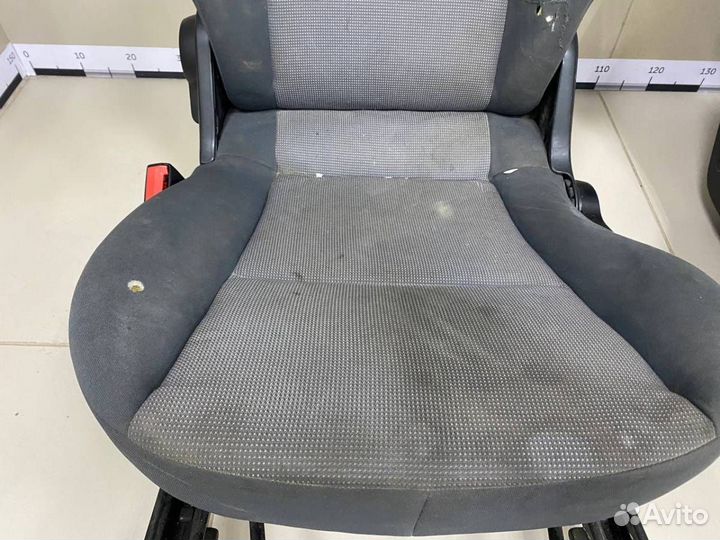 Б/У Сиденье (комплект) 1 mitsubishi