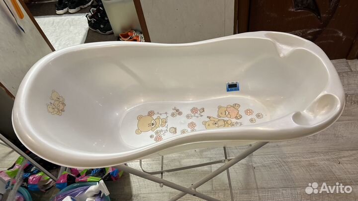 Ванночка для купания с подставкой
