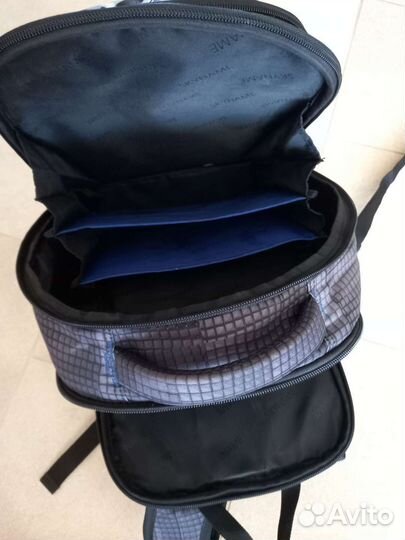 Рюкзак школьный