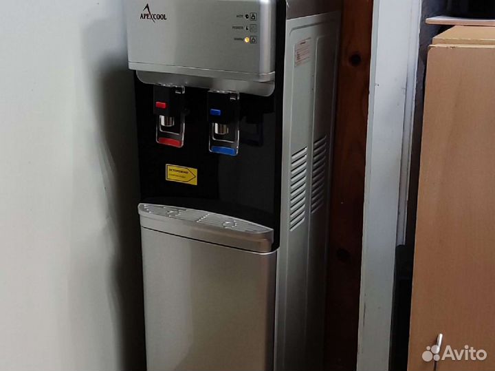 Кулер для воды напольный бу