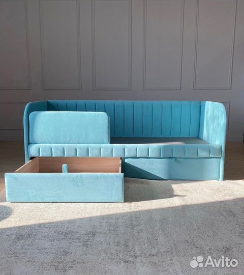 Кровать для детей и подростков