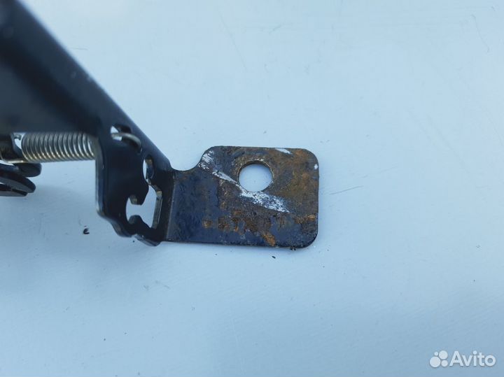 Ручка открывания багажника Skoda Fabia