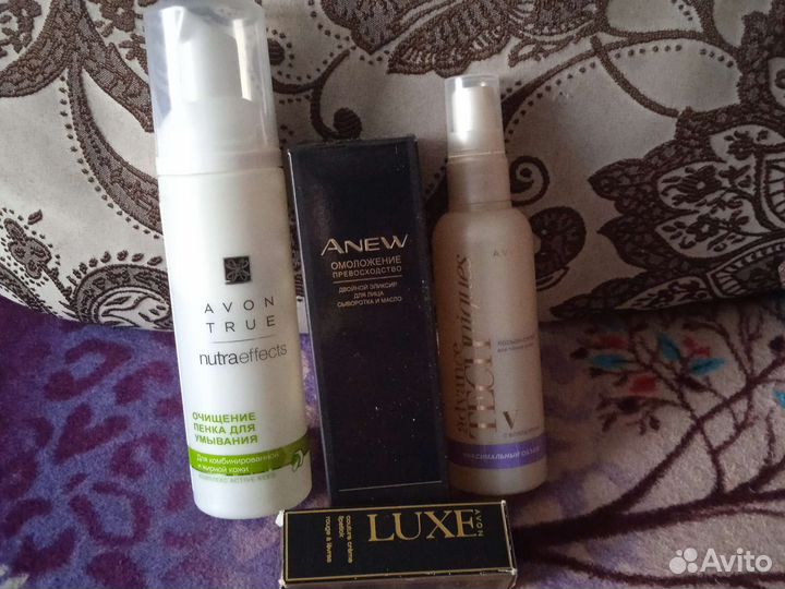 Косметика Avon