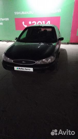 Ford Mondeo 1.8 МТ, 1996, 270 860 км