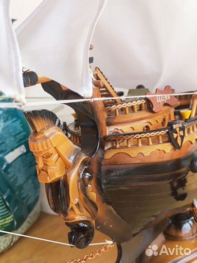 Модель корабля из дерева Царь