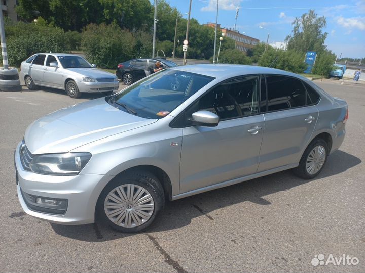 Volkswagen Polo 1.6 МТ, 2015, 139 000 км