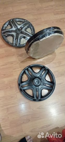 Колпаки на диски r16
