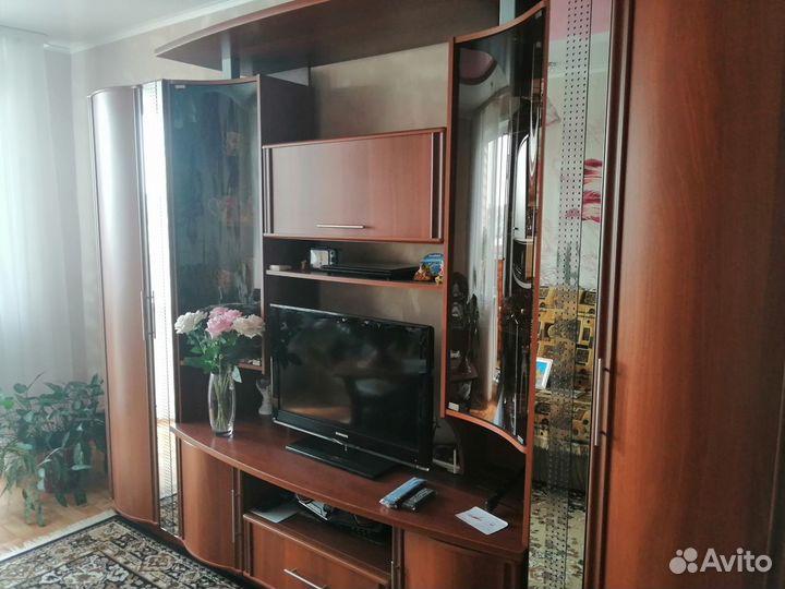 Стенка в гостиную бу