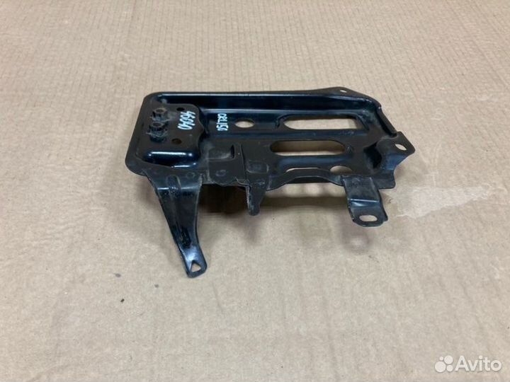 Кронштейн площадка акб Toyota Corolla 150