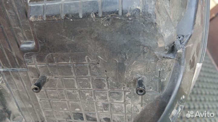 Фара Kia Ceed правая