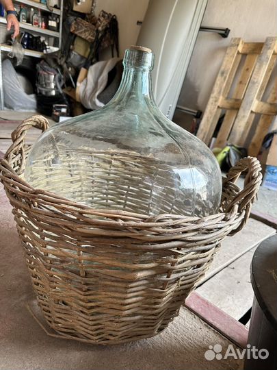 Стеклянные бутыли