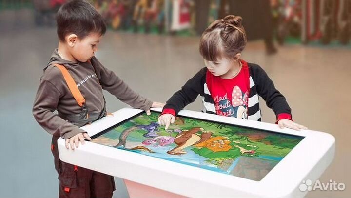 Интерактивный сенсорный стол