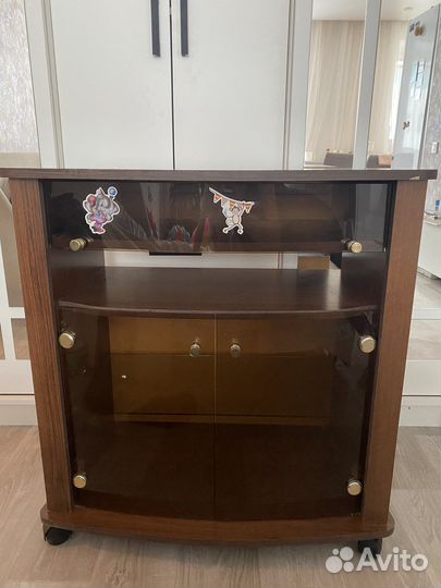 Тумба под телевизор