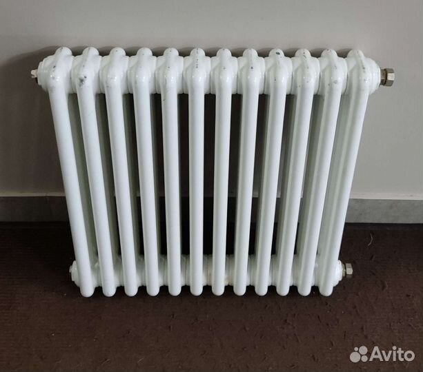 Радиатор Irsap tesi/3 565 12 сталь трубчатый бу