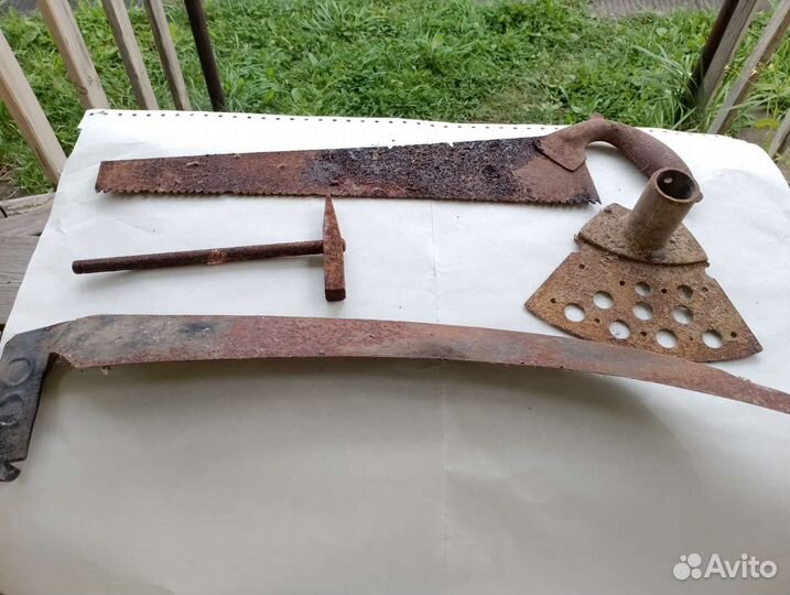 Кованая тяпка/коса/пила/кирка