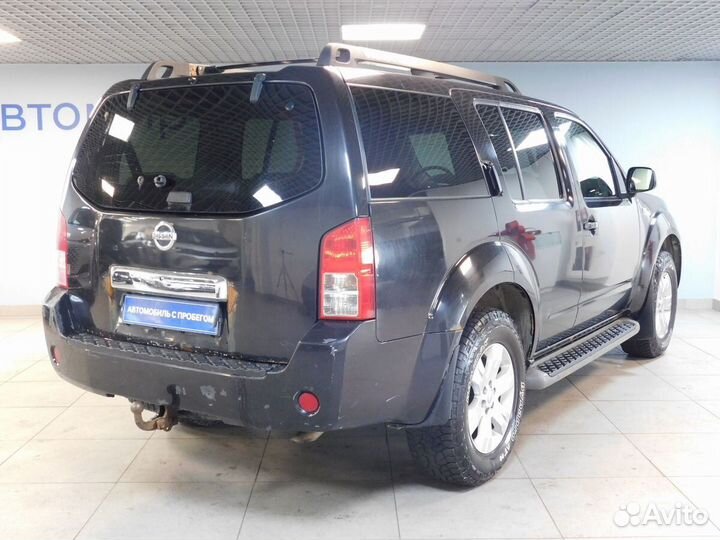 Nissan Pathfinder 2.5 AT, 2006, 207 243 км