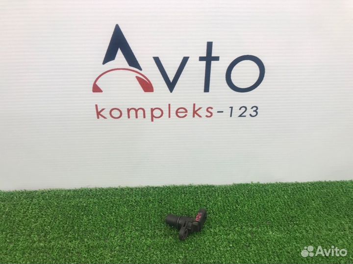 Датчик положения распредвала Audi A4 B8 cala 2008