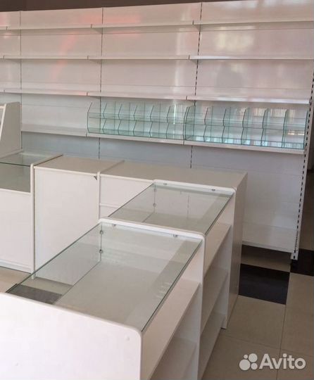 Торговые стеллажи для магазина кондитерского