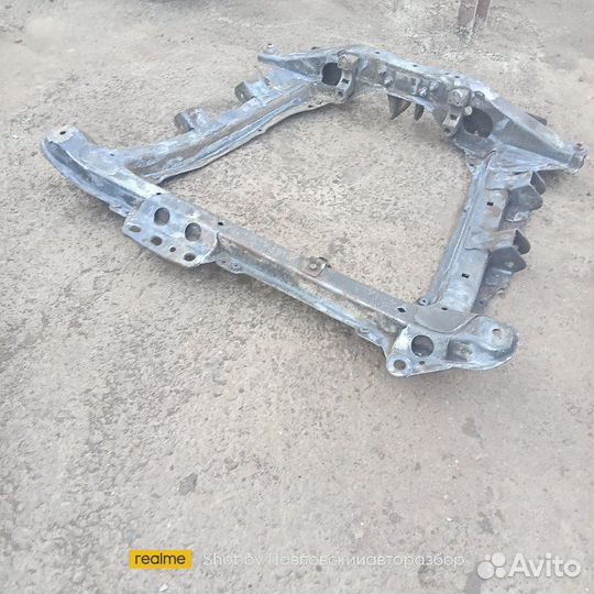 Подрамник Renault Clio