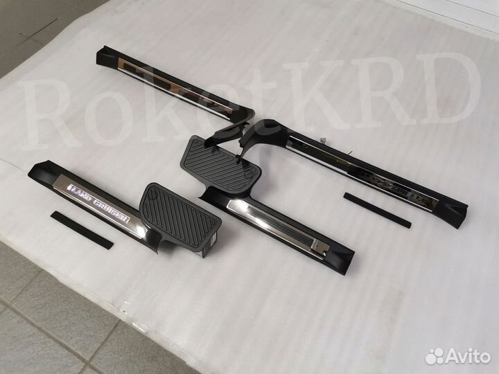 Порожки Toyota Land Cruiser 200 Цельные LED