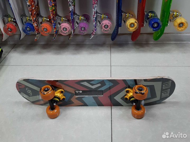 Скейтборд TT Profi чёрно-оранжевый