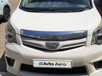 Toyota Noah 2.0 AT, 2010, 162 000 км, с пробегом, цена 1 580 000 руб.