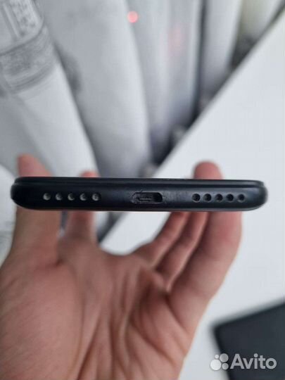 Xiaomi Mi A2 Lite Android One, 3/32 ГБ